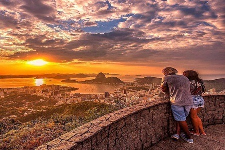 Nascer do Sol no Mirante Dona Marta, Rio de Janeiro!